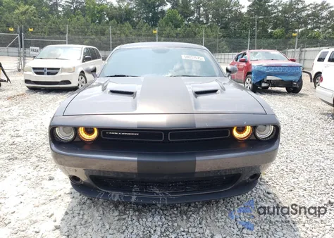 2016 Dodge Challenger Sxt from USA, damaged, VIN 2C3CDZAG1GH352676